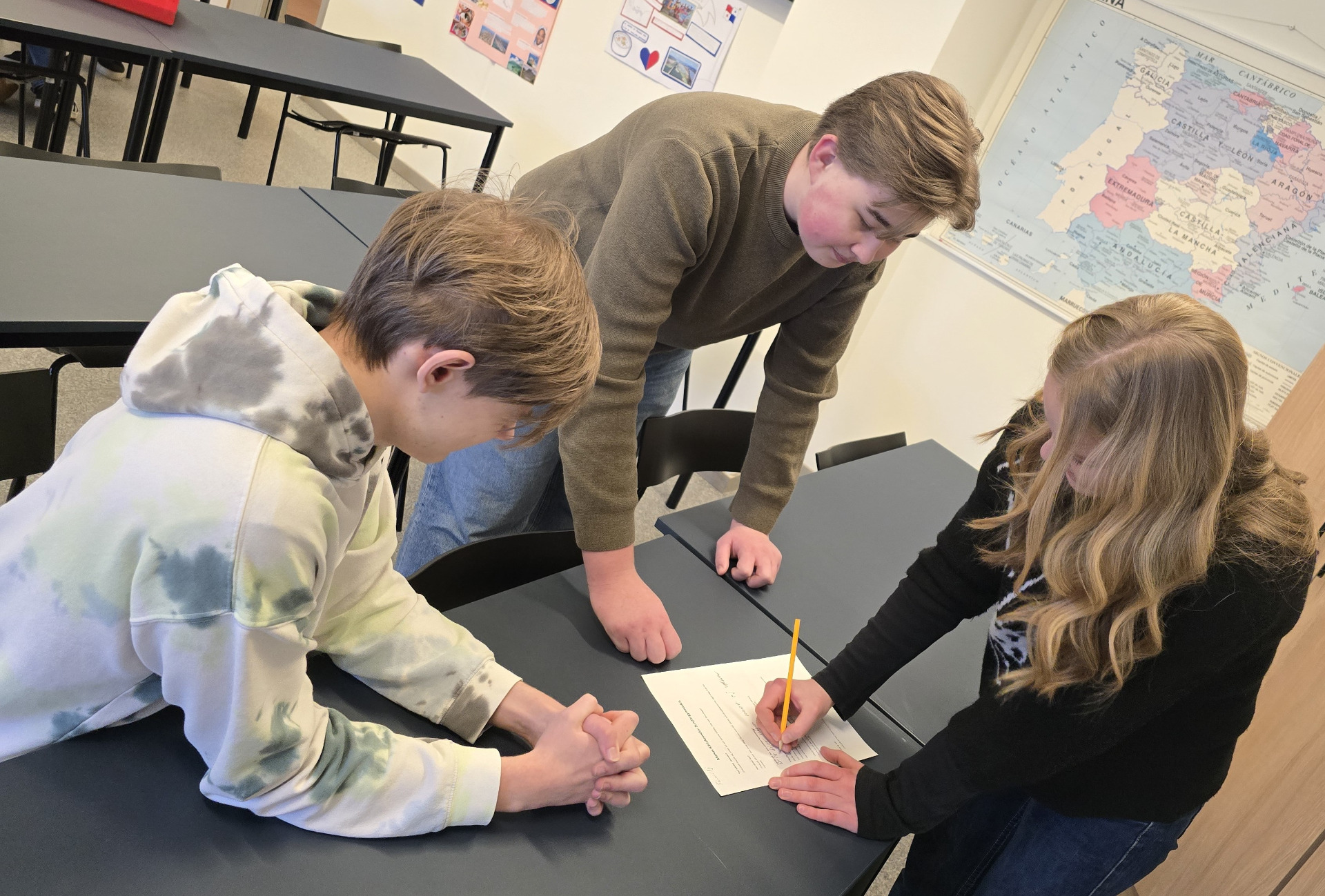 Besök TP-Teatern- Workshops. Värdegrund genom teater (VGT)